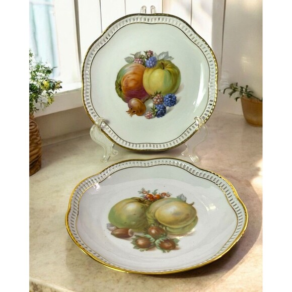 2 Schumann Arzberg Germany Dessert Plate Reticulated Scalloped Edge Gold Trim 7" - Picture 1 of 12